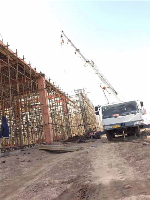 灵武市25 吨、50 吨吊车怎么选？多大重量 / 半径适合对应车型？