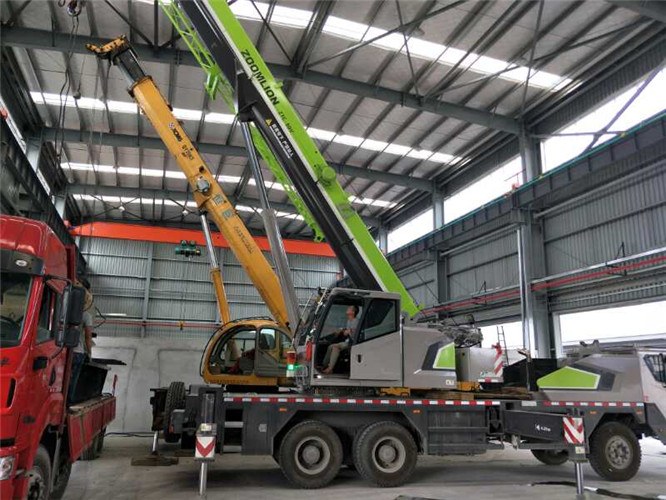 灵武市高空车出租需要注意哪些安全事项？